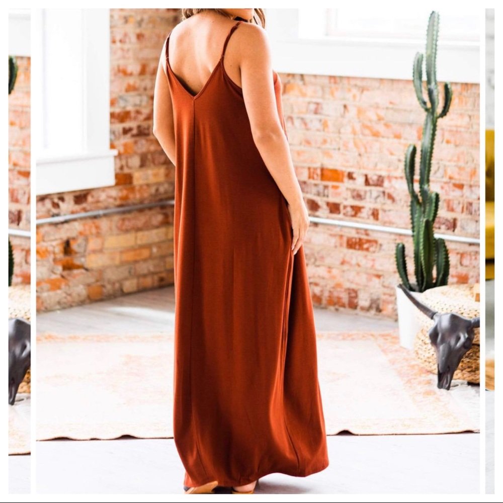 Adjustable straps loose side pockets maxi dress - Picture 3 of 6